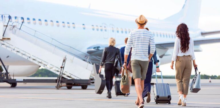 Kaip sutaupyti pinigų skrydžiams: Dollar Flight Club apžvalga